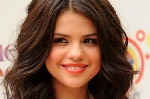 Selena Gomez cùng UNICEF hỗ trợ nước sạch cho Việt Nam